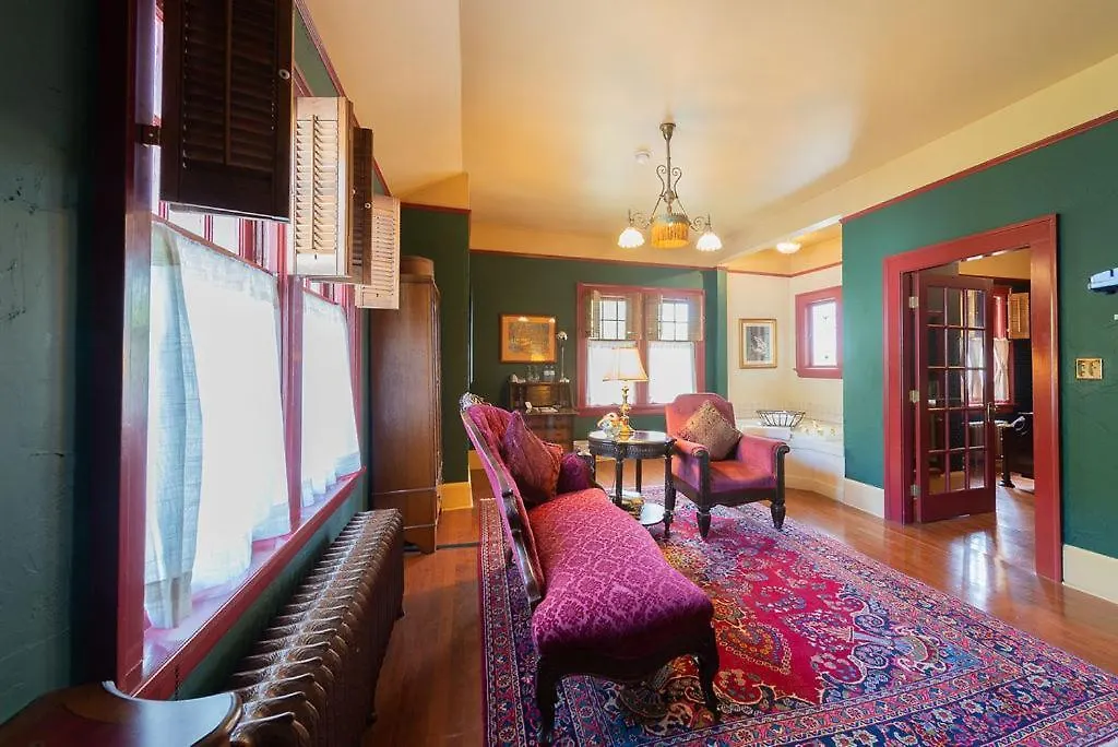 Beaconsfield Bed And Breakfast - Victoria 5*,  Canada